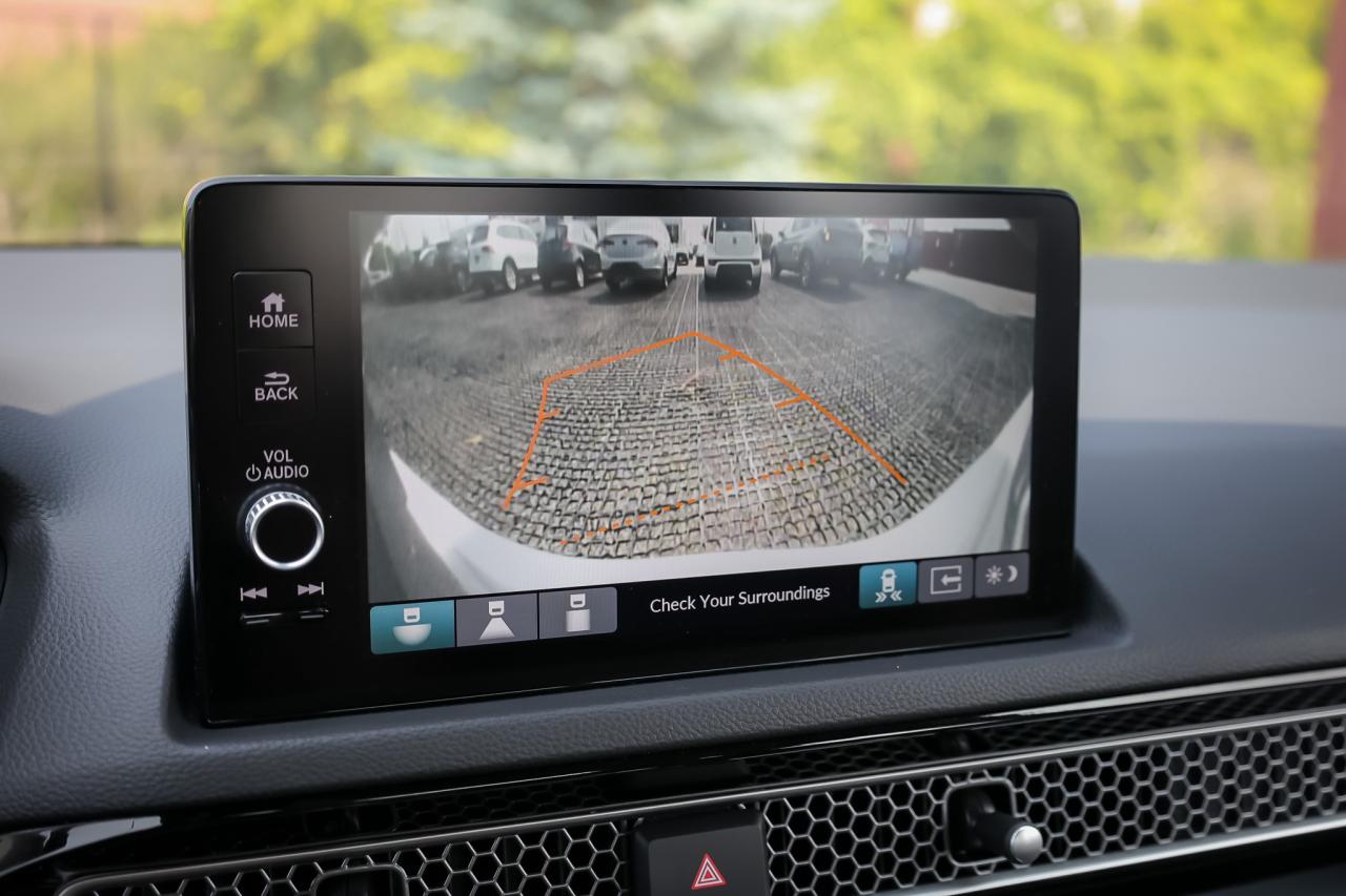 2024 Honda Civic Touring 4dr Sedan Photo