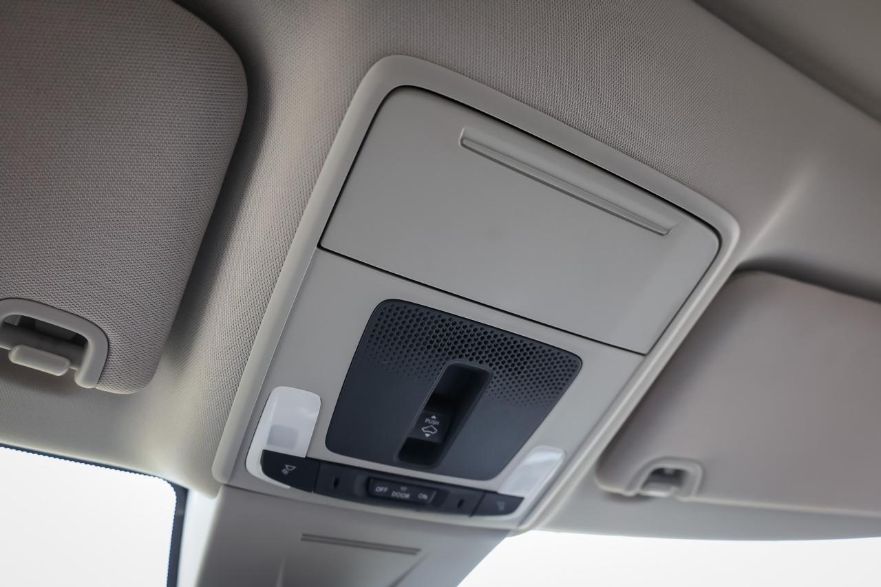 2024 Honda Civic Touring 4dr Sedan Photo