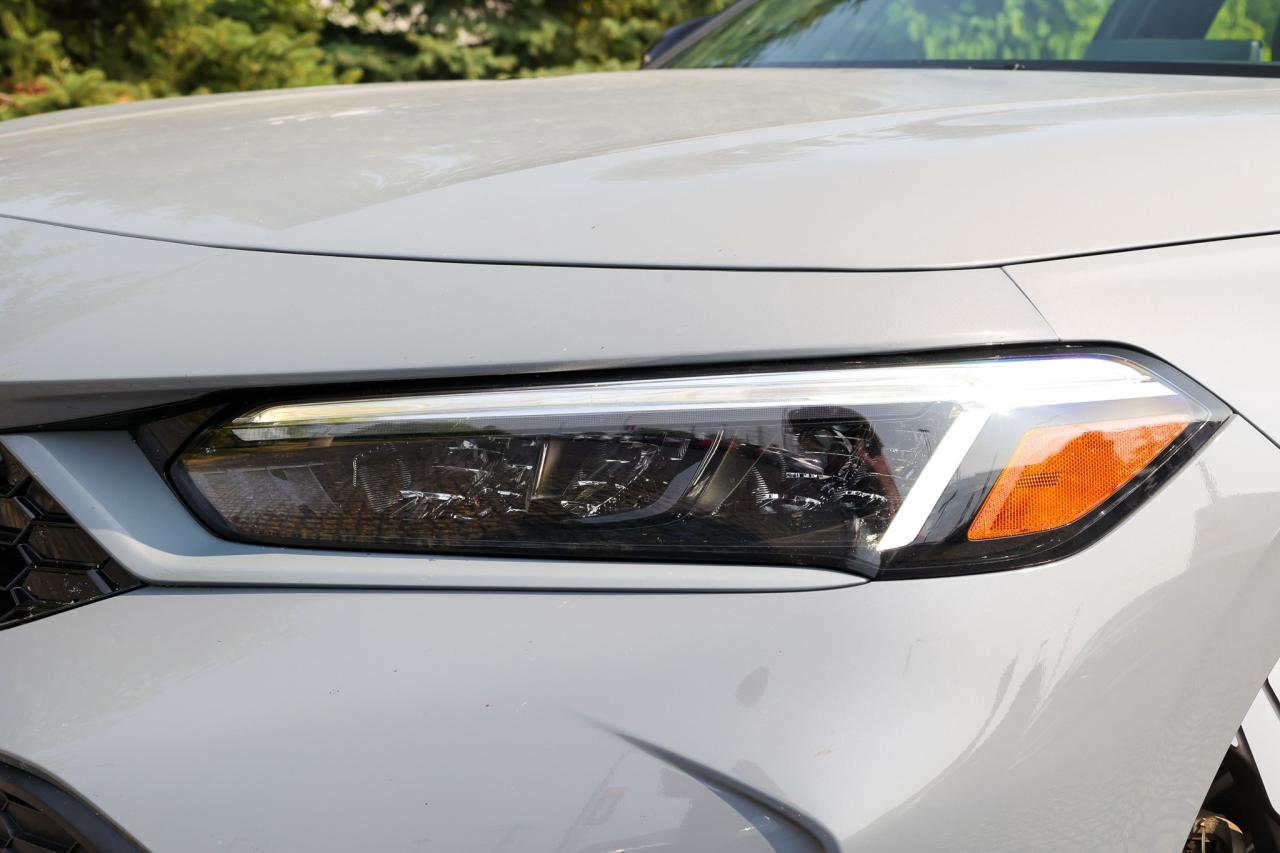 2025 Honda Civic Hybrid Sport Touring 4dr Sedan Photo