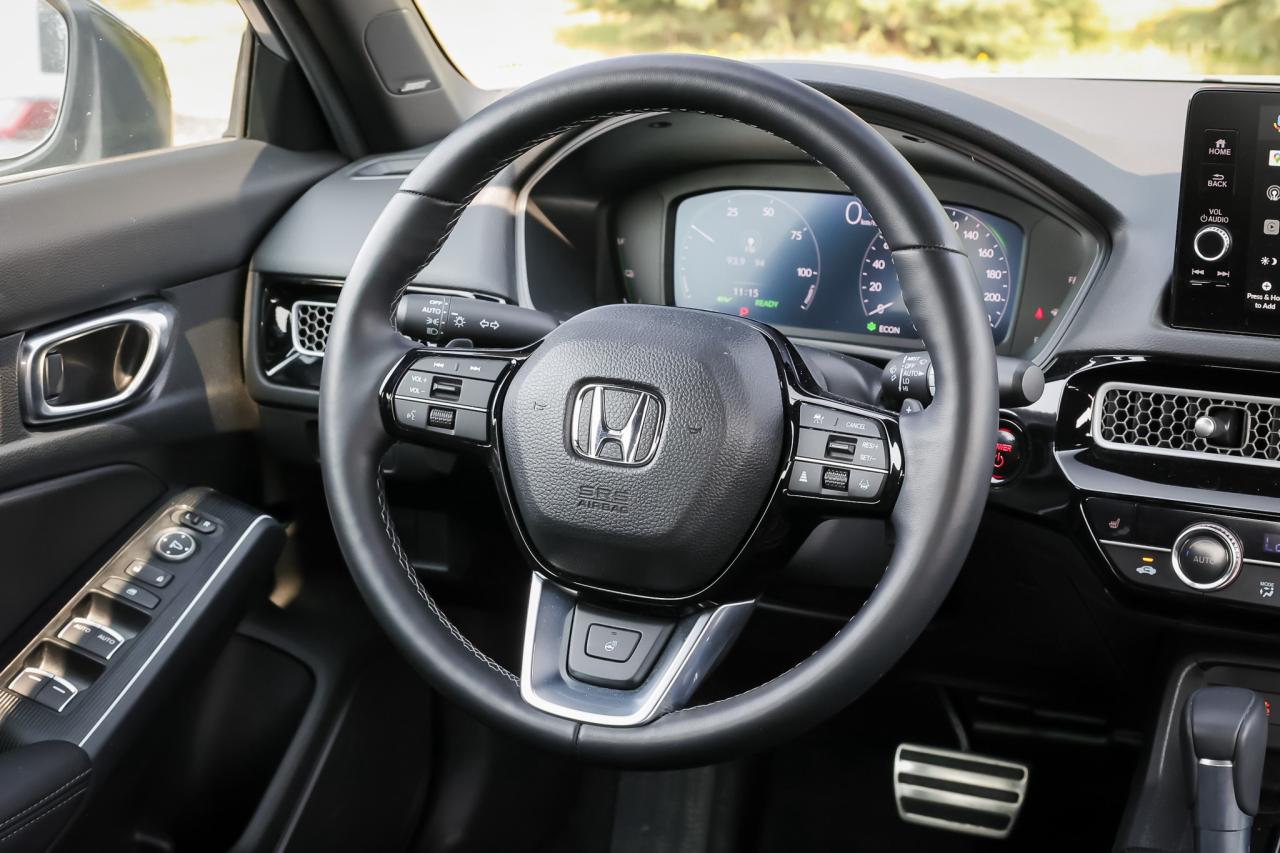 2025 Honda Civic Hybrid Sport Touring 4dr Sedan Photo