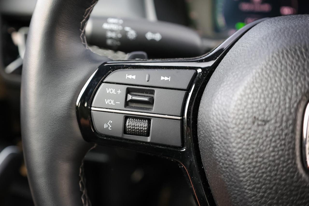 2025 Honda Civic Hybrid Sport Touring 4dr Sedan Photo