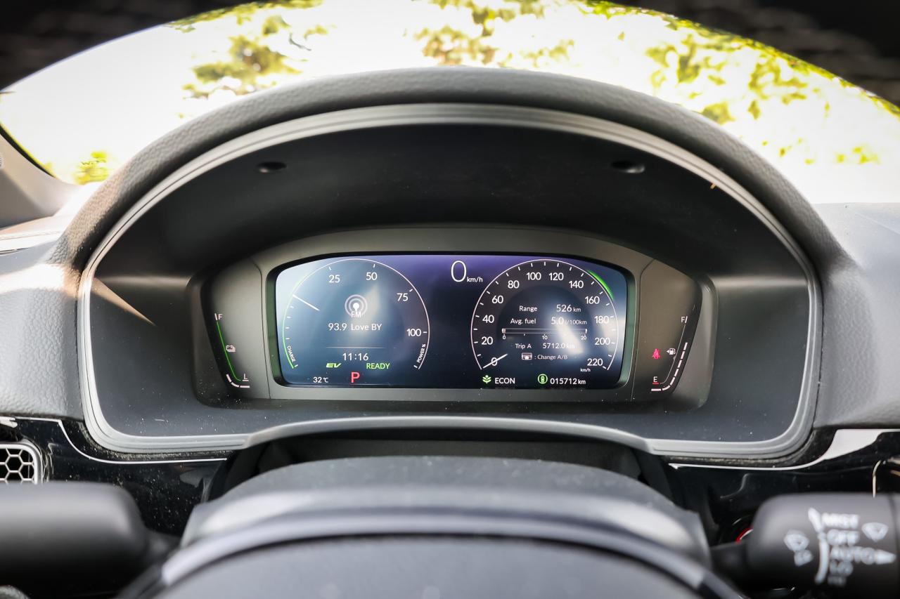 2025 Honda Civic Hybrid Sport Touring 4dr Sedan Photo