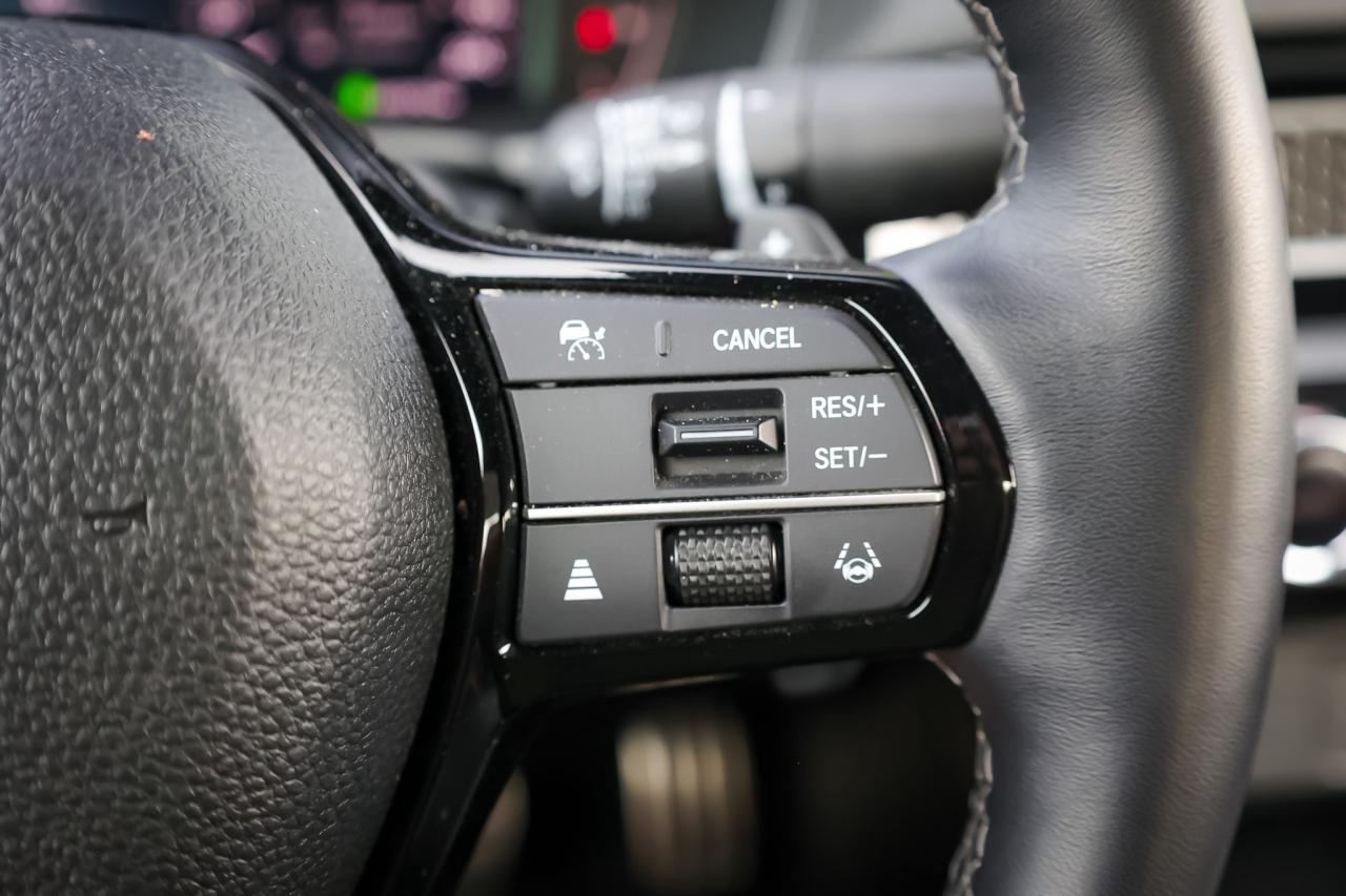 2025 Honda Civic Hybrid Sport Touring 4dr Sedan Photo