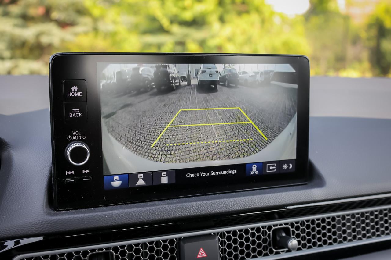 2025 Honda Civic Hybrid Sport Touring 4dr Sedan Photo