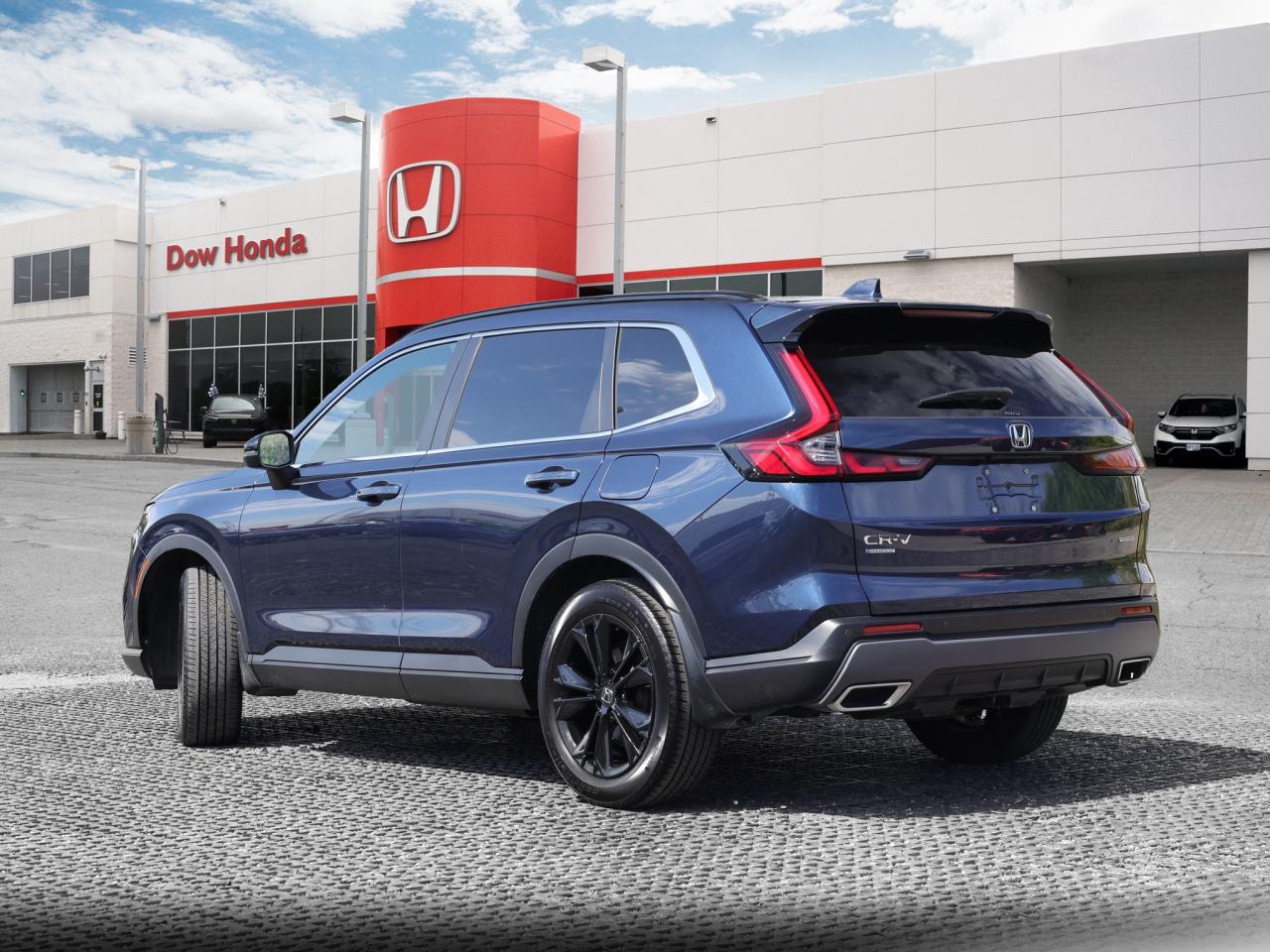 2023 Honda CR-V Hybrid Touring 4dr All-Wheel Drive Photo3