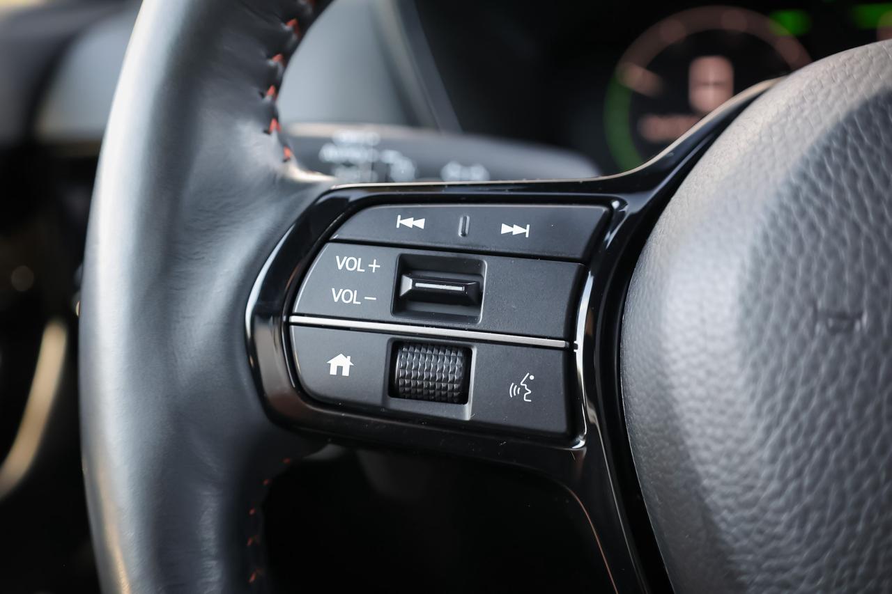 2023 Honda CR-V Hybrid Touring 4dr All-Wheel Drive Photo