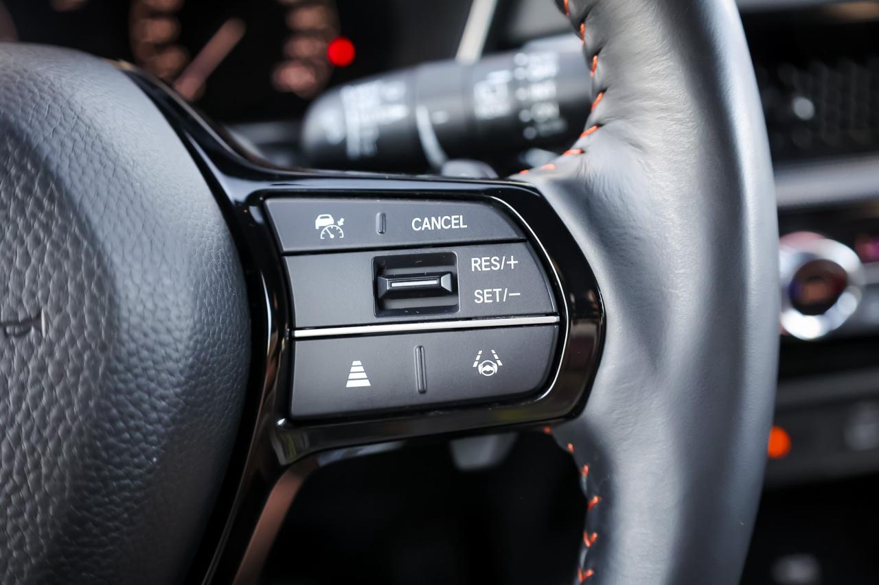 2023 Honda CR-V Hybrid Touring 4dr All-Wheel Drive Photo