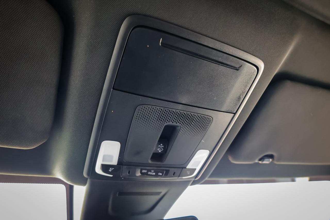 2023 Honda CR-V Hybrid Touring 4dr All-Wheel Drive Photo