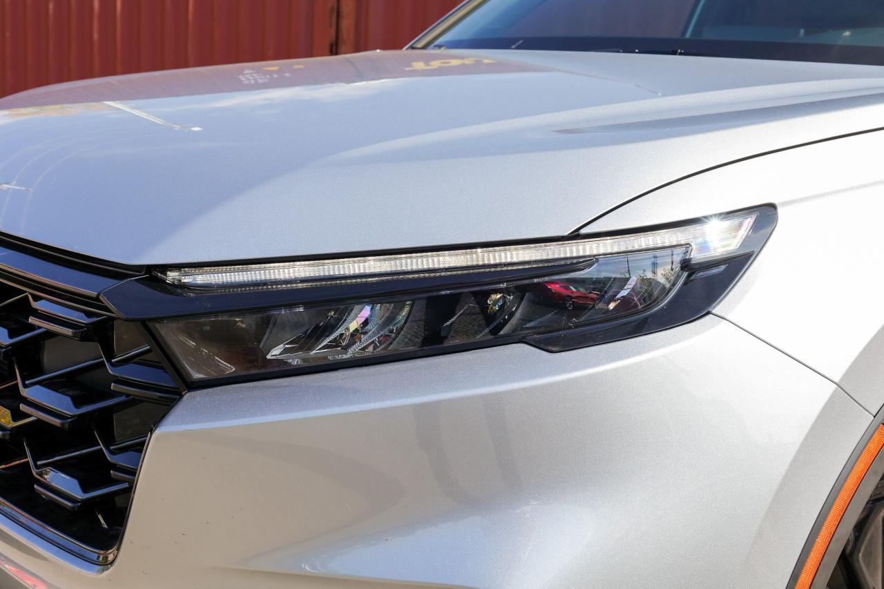 2025 Honda CR-V Hybrid Touring 4dr All-Wheel Drive Photo