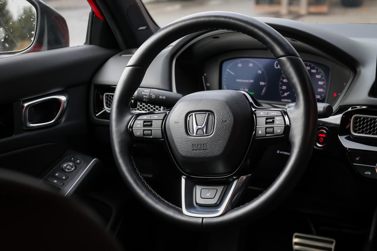 2025 Honda Civic Hybrid Sport Touring 4dr Sedan Photo