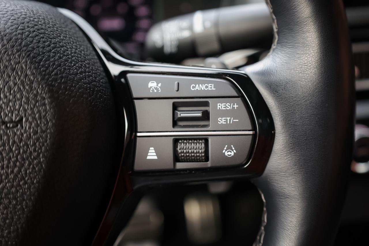 2025 Honda Civic Hybrid Sport Touring 4dr Sedan Photo