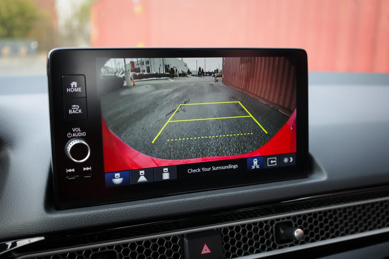 2025 Honda Civic Hybrid Sport Touring 4dr Sedan Photo