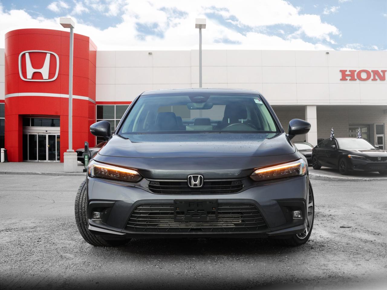 2022 Honda Civic Touring 4dr Sedan Photo