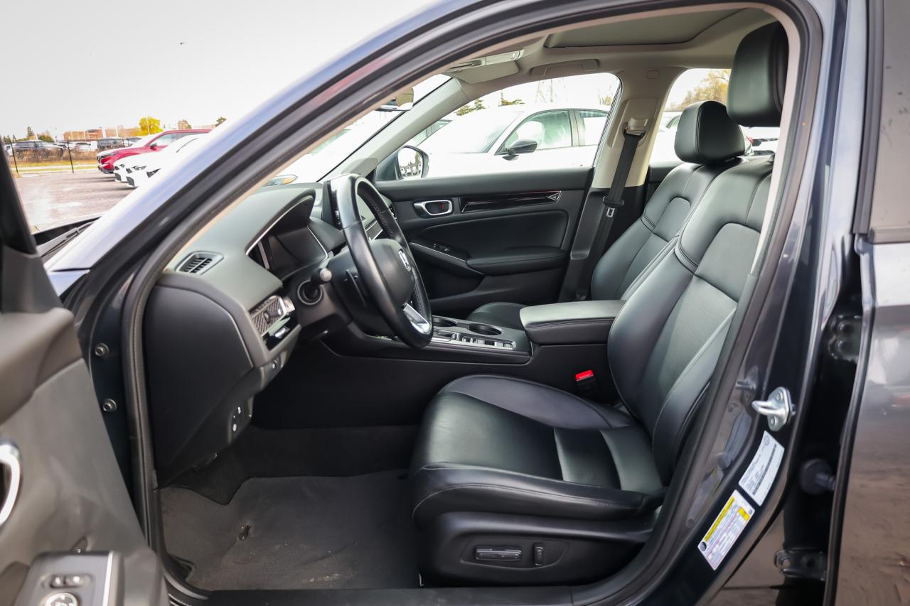 2022 Honda Civic Touring 4dr Sedan Photo