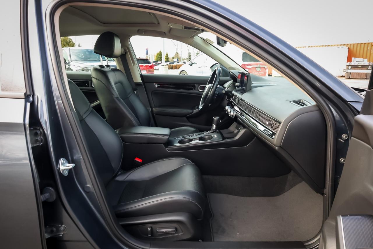 2022 Honda Civic Touring 4dr Sedan Photo