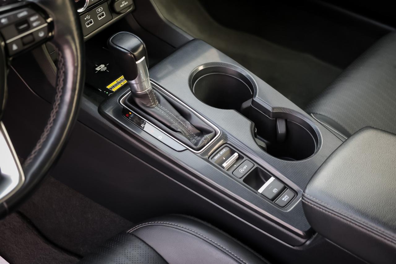 2022 Honda Civic Touring 4dr Sedan Photo