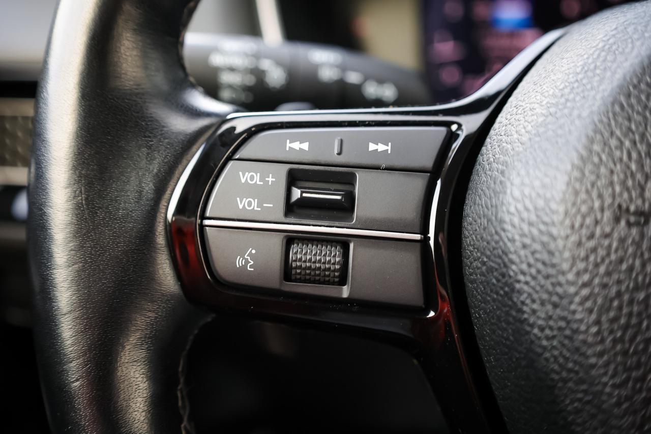 2022 Honda Civic Touring 4dr Sedan Photo