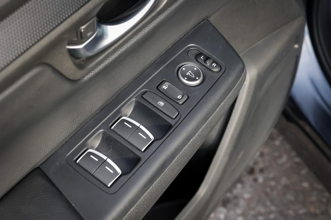 2024 Honda CR-V Hybrid EX-L 4dr All-Wheel Drive Photo