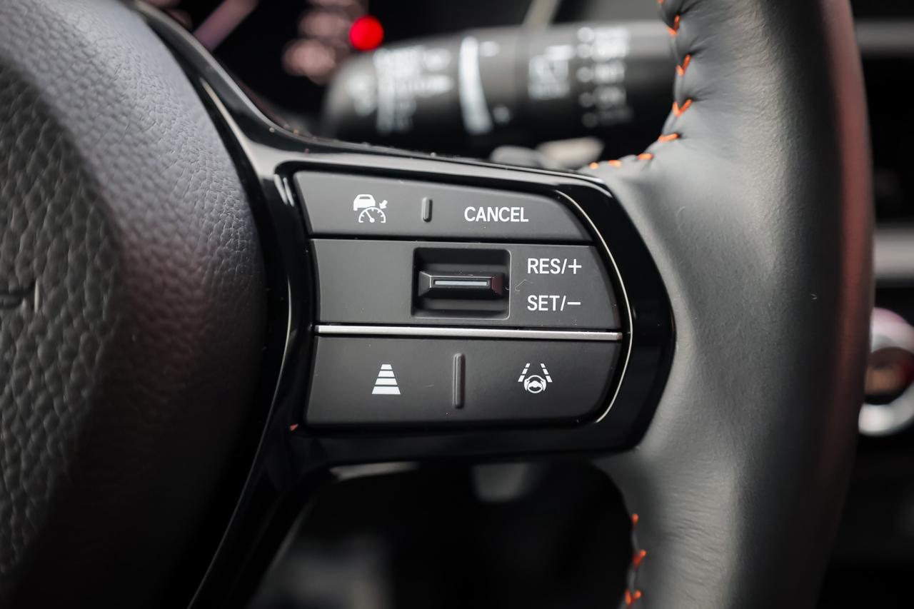 2023 Honda CR-V Hybrid Touring 4dr All-Wheel Drive Photo