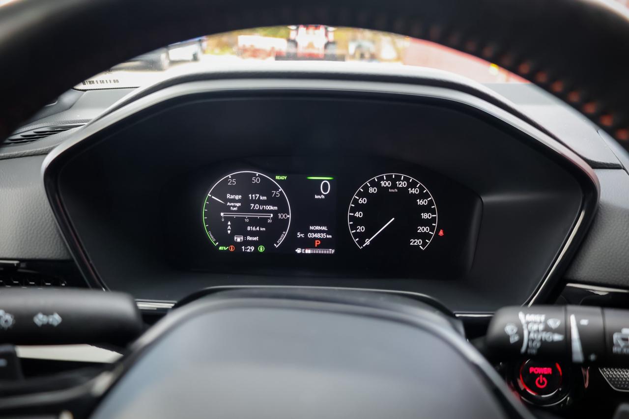 2023 Honda CR-V Hybrid Touring 4dr All-Wheel Drive Photo