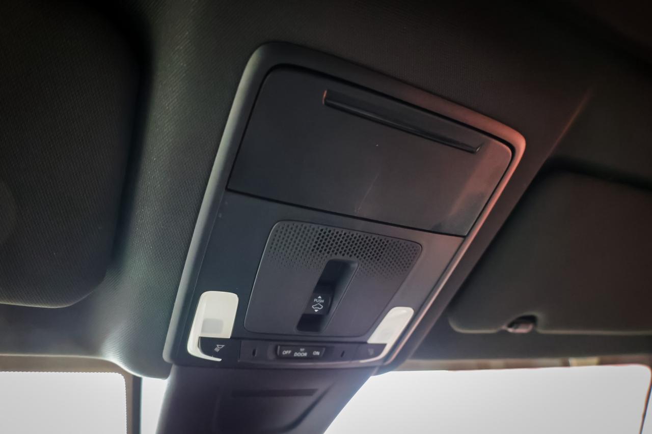 2023 Honda CR-V Hybrid Touring 4dr All-Wheel Drive Photo