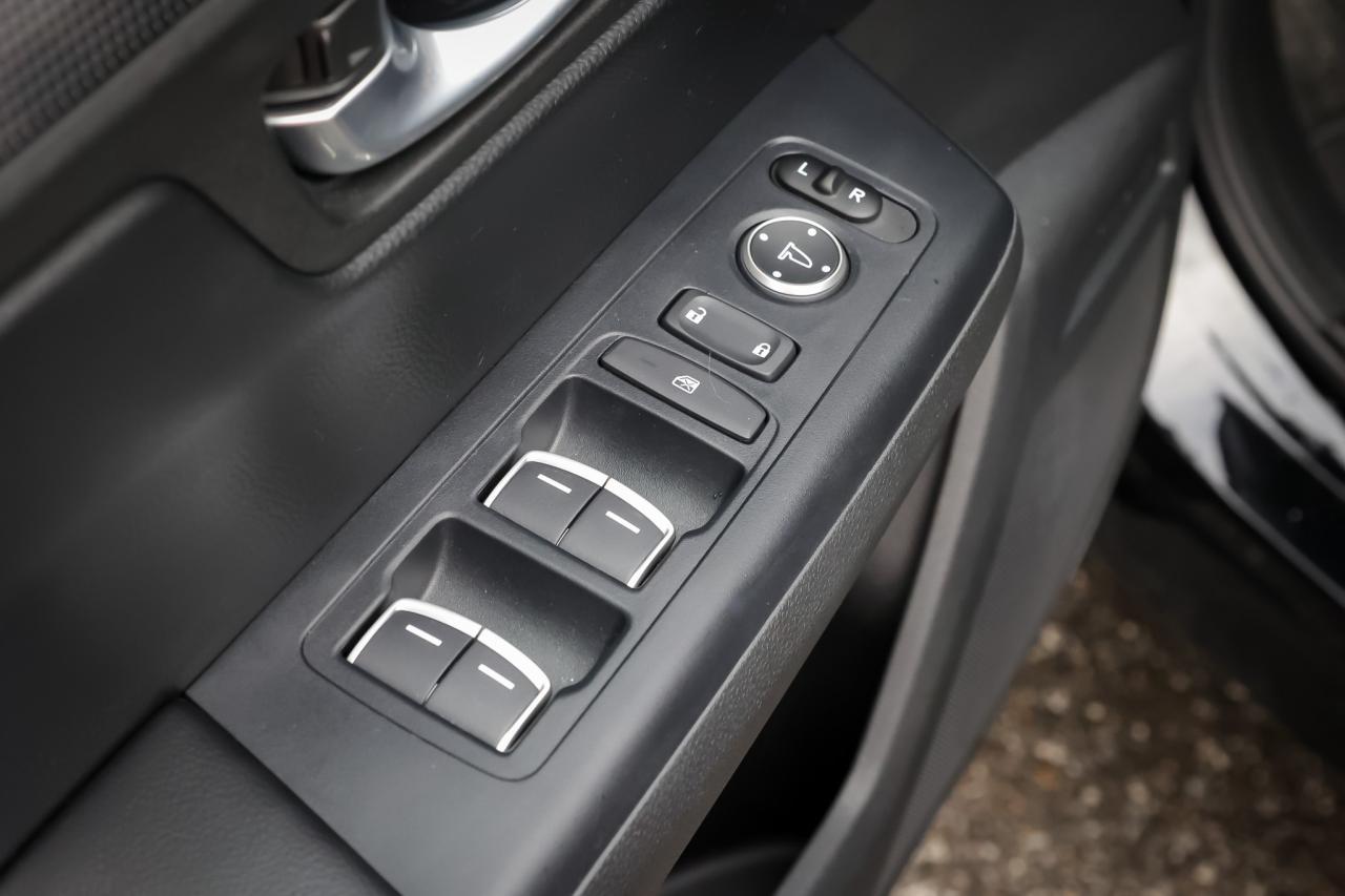 2024 Honda CR-V Hybrid EX-L 4dr All-Wheel Drive Photo