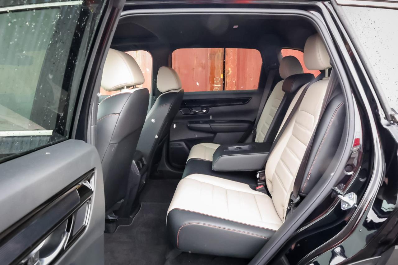 2024 Honda CR-V Hybrid Touring 4dr All-Wheel Drive Photo