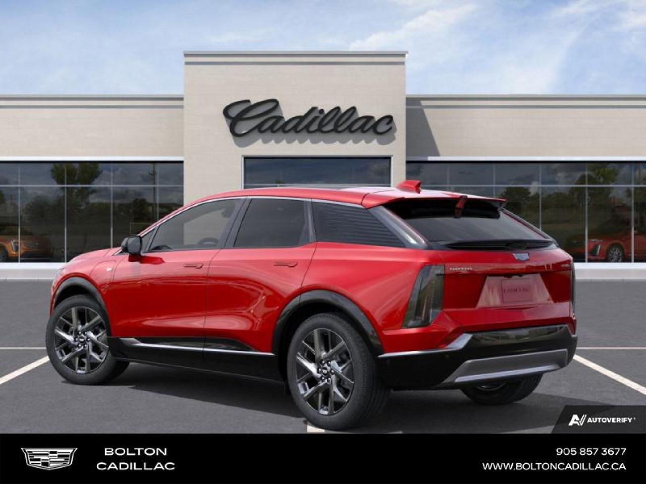 2026 Cadillac OPTIQ Luxury Photo2