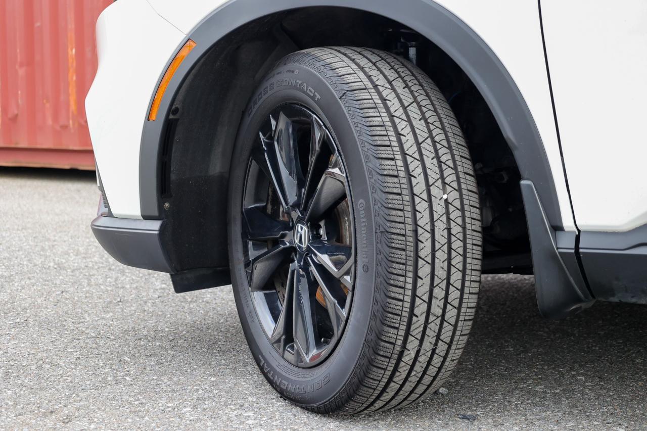 2024 Honda CR-V Hybrid Touring 4dr All-Wheel Drive Photo