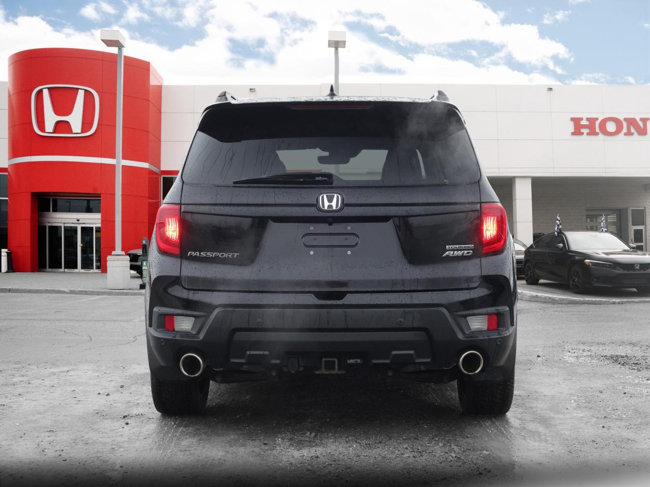 2022 Honda Passport Touring 4dr All-Wheel Drive Photo3