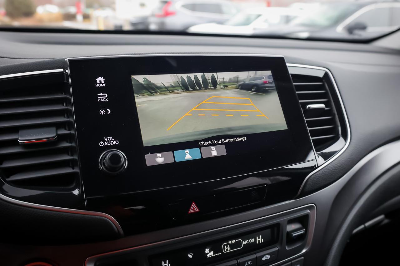 2021 Honda Pilot EX 4dr All-Wheel Drive Photo