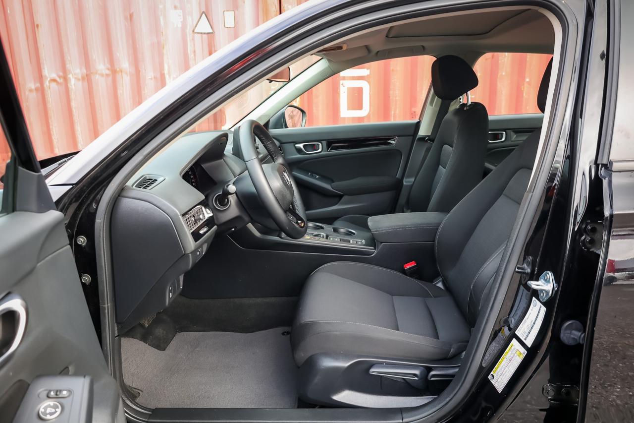 2023 Honda Civic EX-B 4dr Sedan Photo