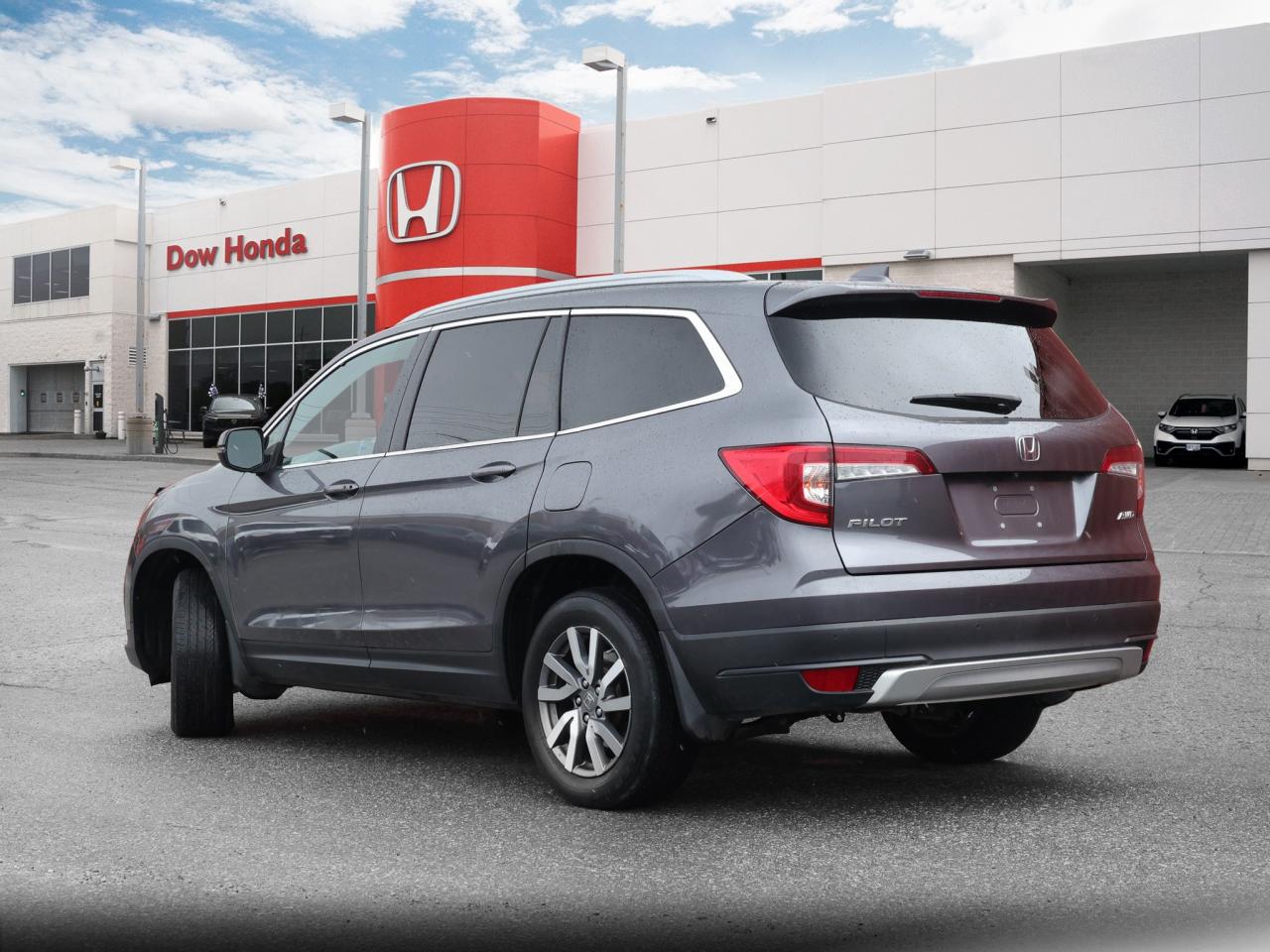 2019 Honda Pilot EX-L w/NAVI (A6) 4dr All-Wheel Drive Photo