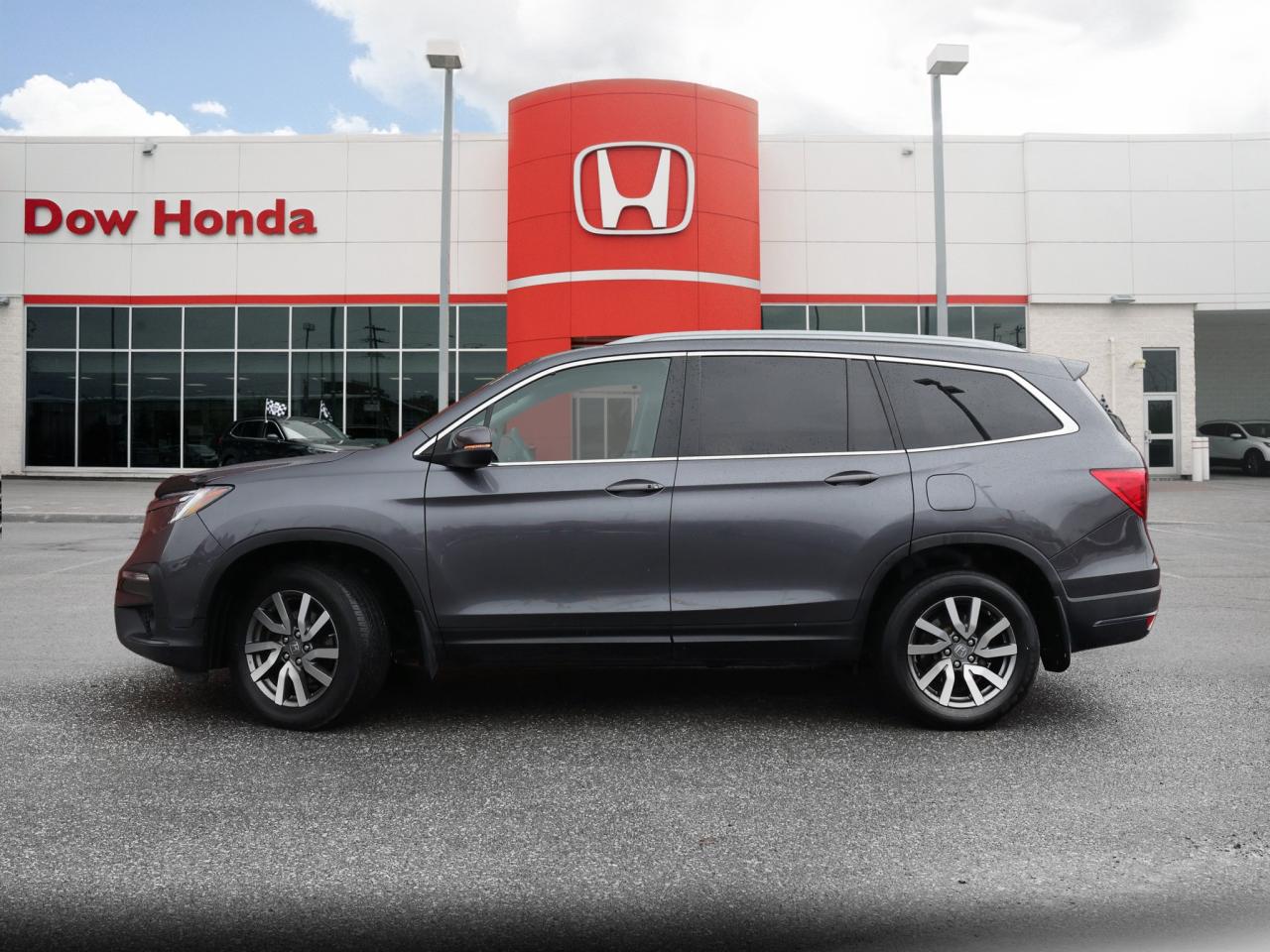 2019 Honda Pilot EX-L w/NAVI (A6) 4dr All-Wheel Drive Photo