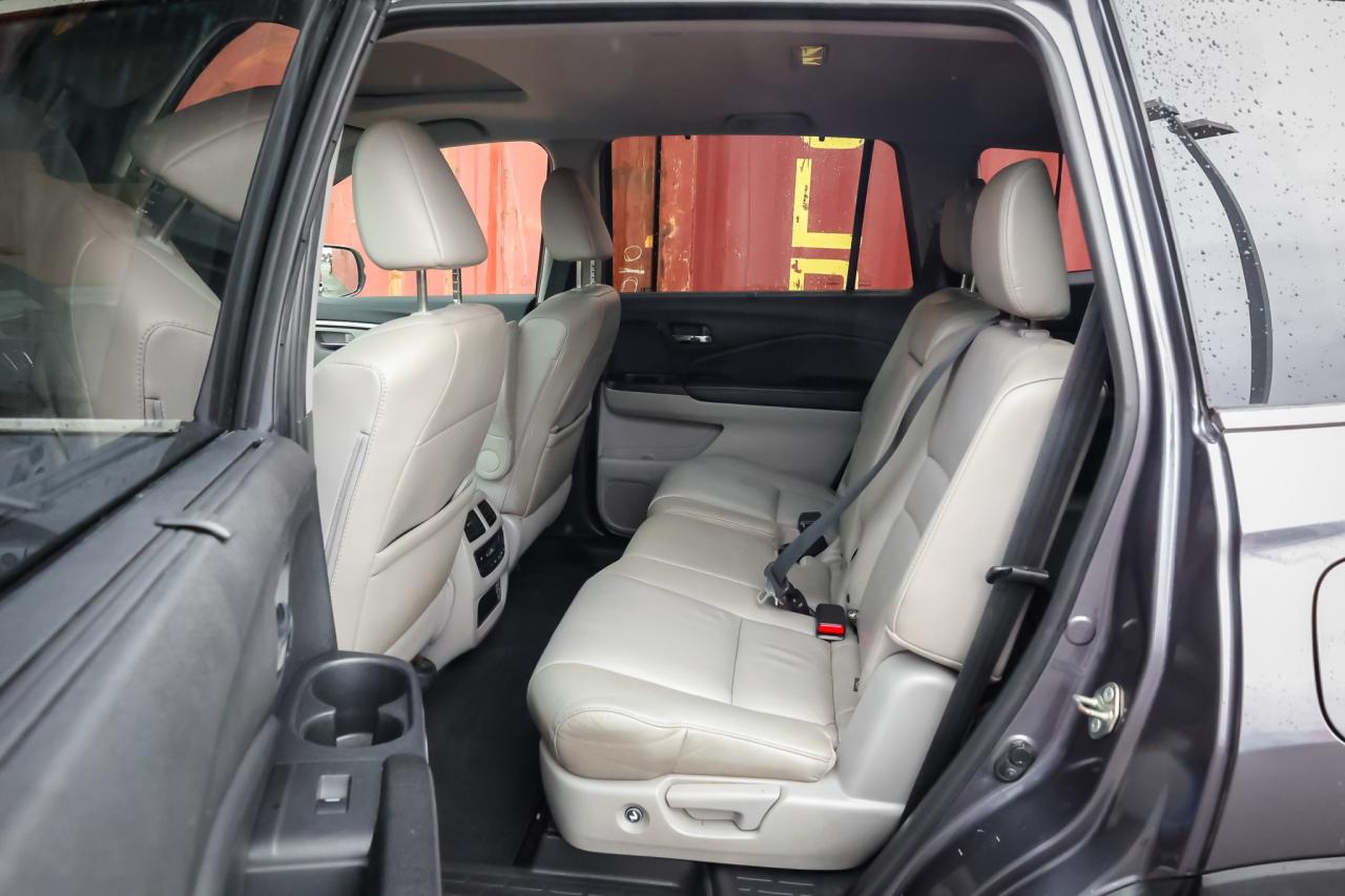 2019 Honda Pilot EX-L w/NAVI (A6) 4dr All-Wheel Drive Photo