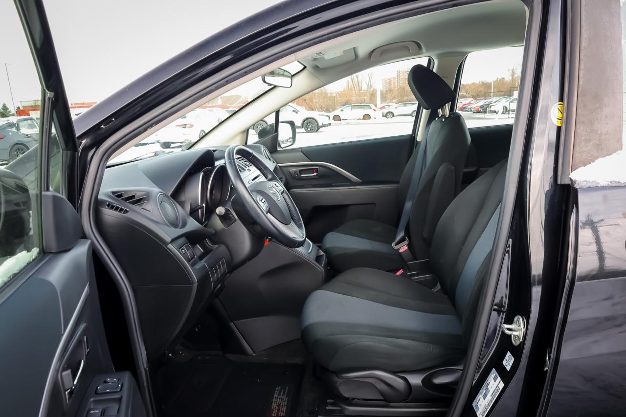 2017 Mazda 5 GS (A5) 4dr Wagon Photo