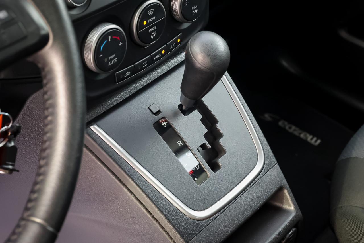 2017 Mazda 5 GS (A5) 4dr Wagon Photo