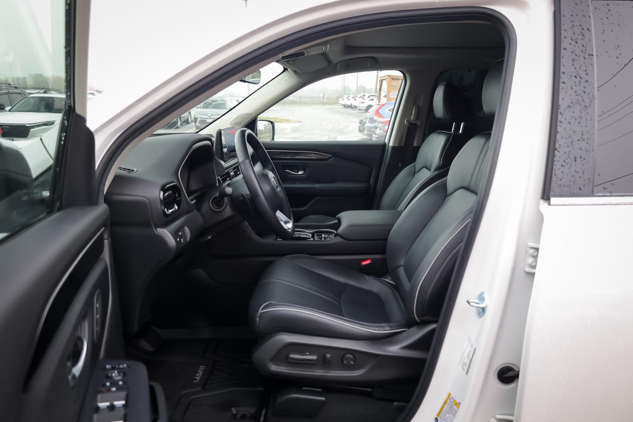 2025 Honda Pilot Touring 4dr All-Wheel Drive Photo