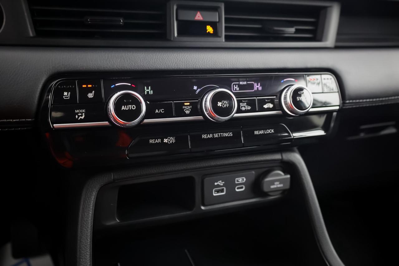 2025 Honda Pilot Touring 4dr All-Wheel Drive Photo