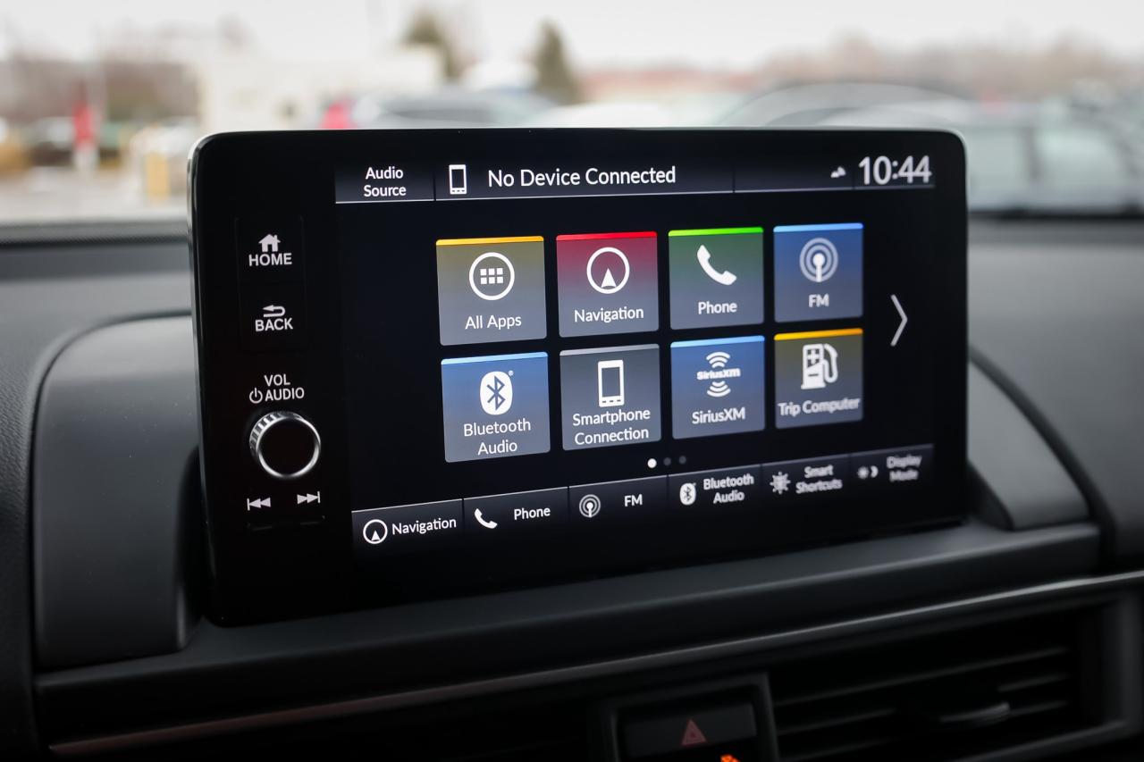 2025 Honda Pilot Touring 4dr All-Wheel Drive Photo