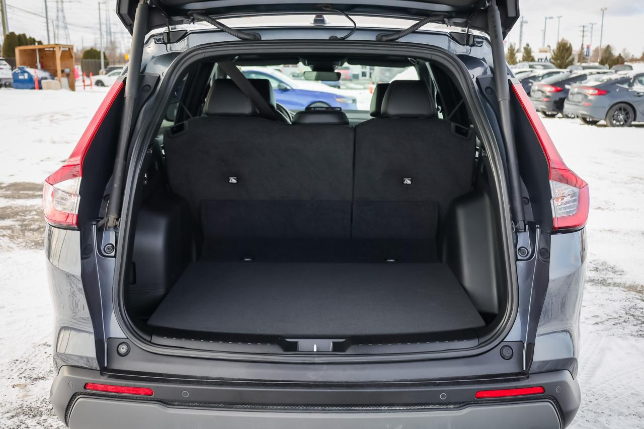 2023 Honda CR-V Hybrid Touring 4dr All-Wheel Drive Photo