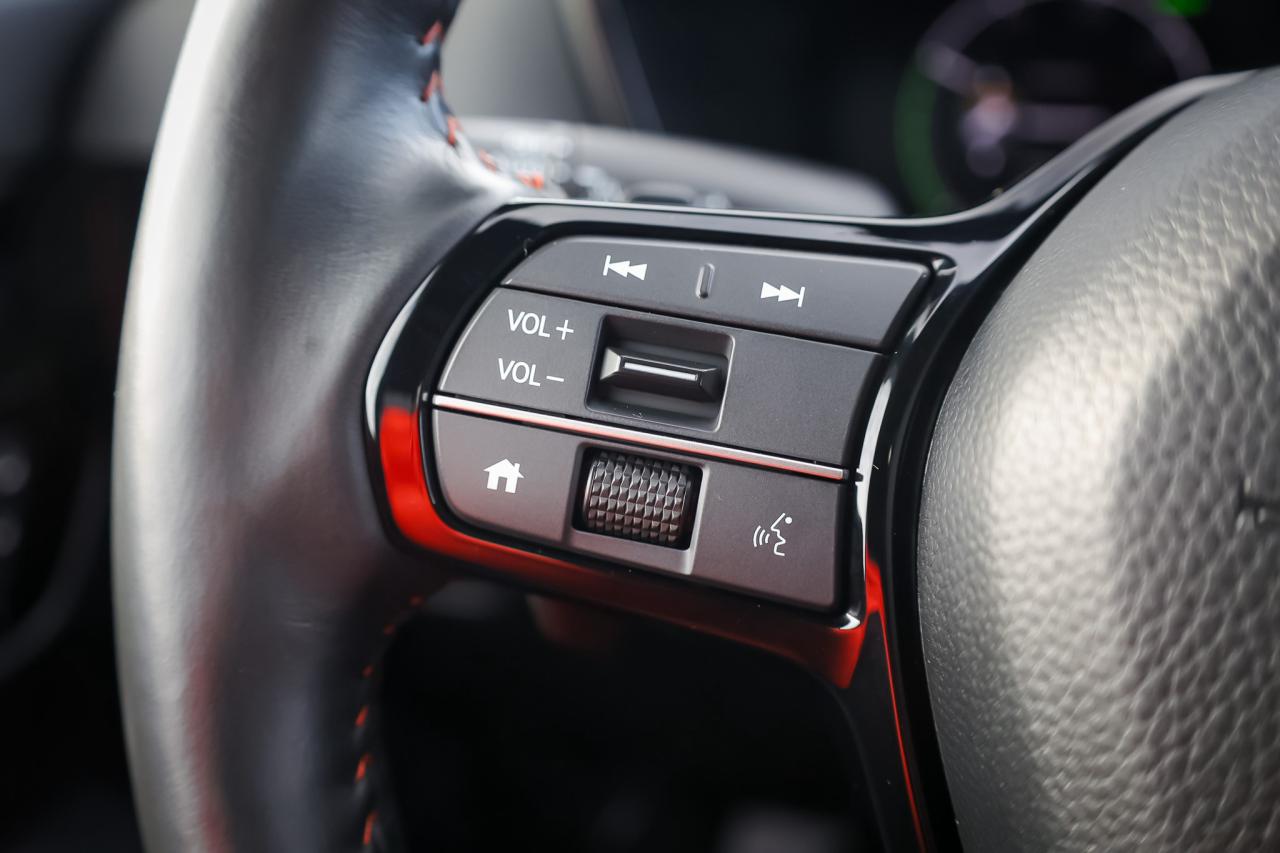 2023 Honda CR-V Hybrid Touring 4dr All-Wheel Drive Photo