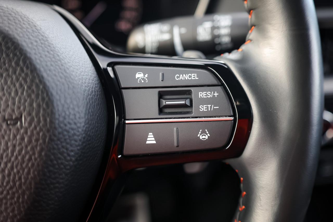 2023 Honda CR-V Hybrid Touring 4dr All-Wheel Drive Photo