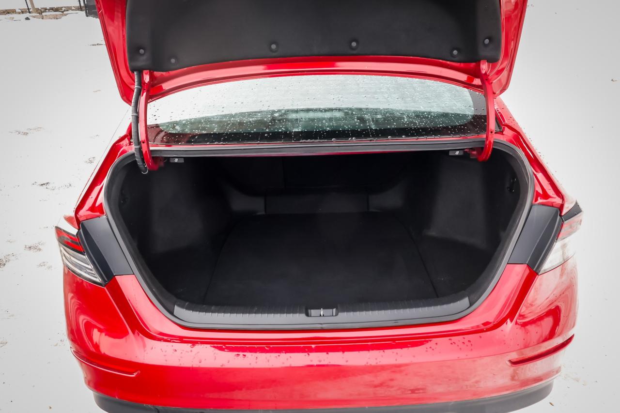 2023 Honda Accord EX 4DR SEDAN Photo