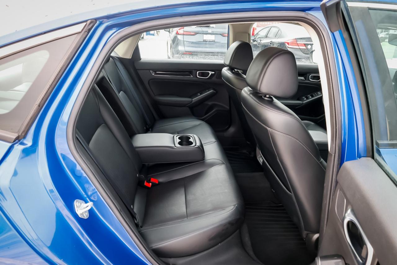 2022 Honda Civic Touring 4dr Sedan Photo