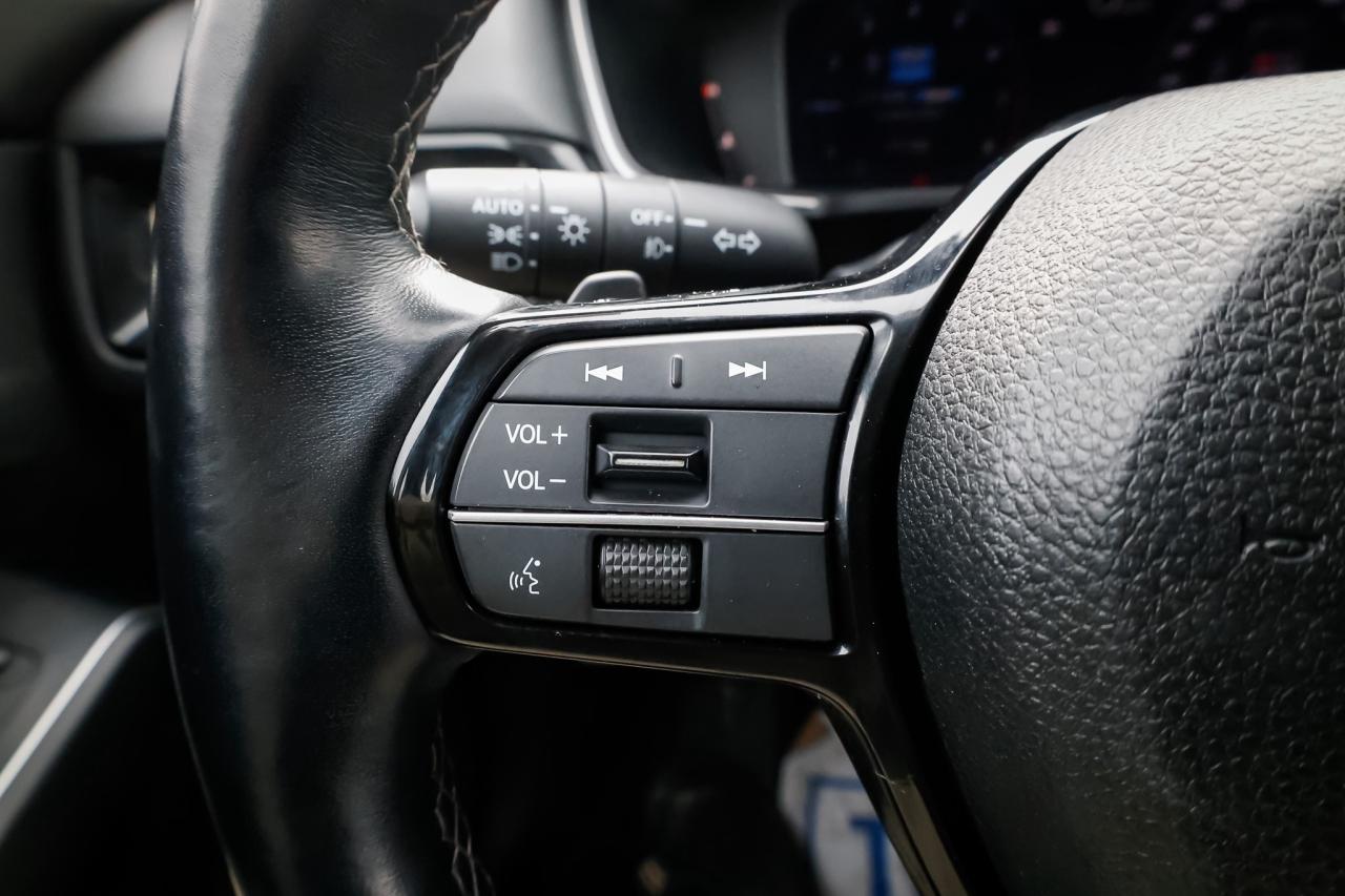 2022 Honda Civic Touring 4dr Sedan Photo