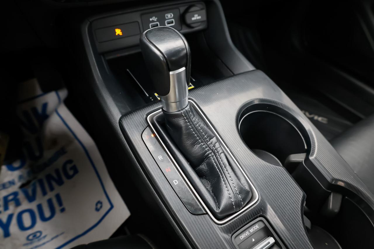 2022 Honda Civic Touring 4dr Sedan Photo