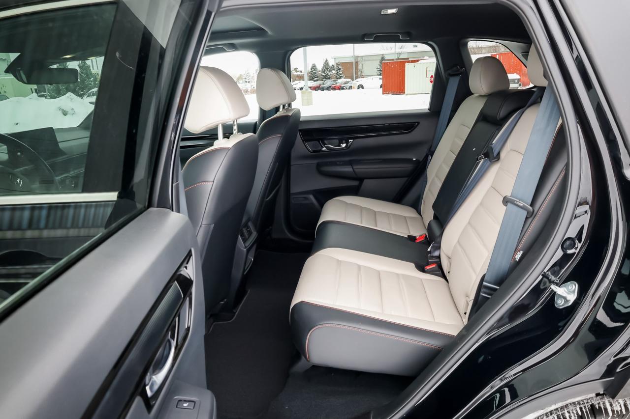 2024 Honda CR-V Hybrid Touring 4dr All-Wheel Drive Photo