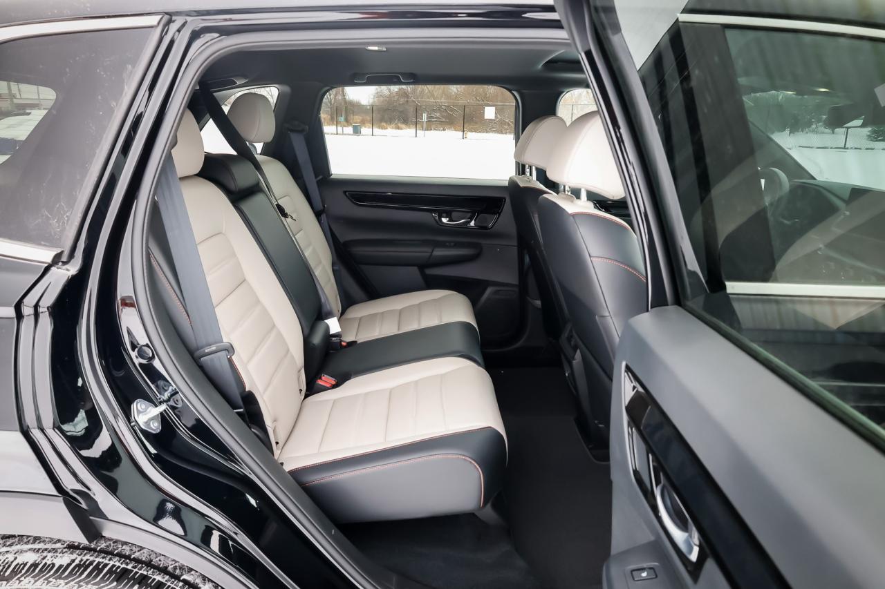 2024 Honda CR-V Hybrid Touring 4dr All-Wheel Drive Photo