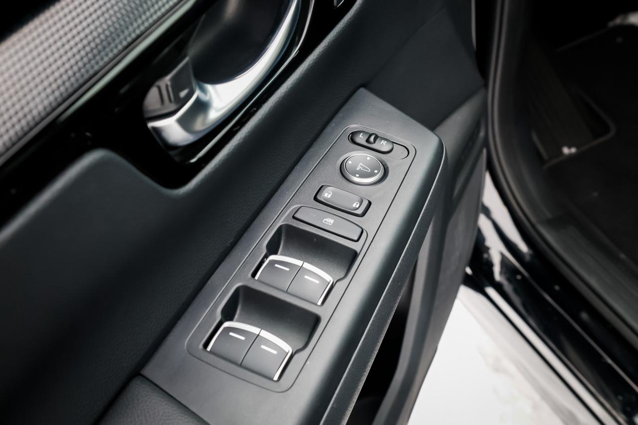 2024 Honda CR-V Hybrid Touring 4dr All-Wheel Drive Photo